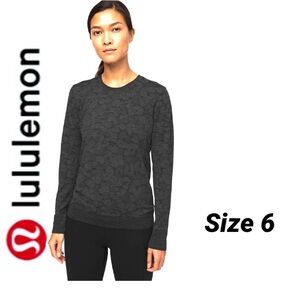 Lululemon Breeze By Long Sleeve Titanium / Black size 6